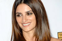 Side-penelope-cruz_1